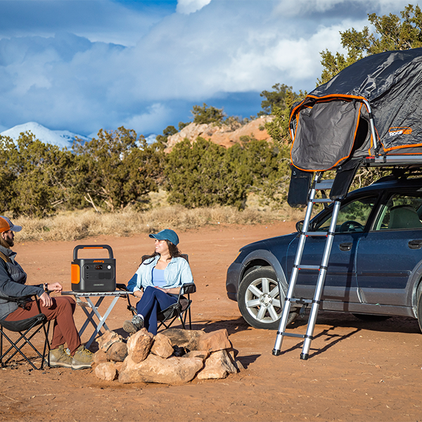 Garantir une connectivité ininterrompue grâce aux chargeurs externes solaires